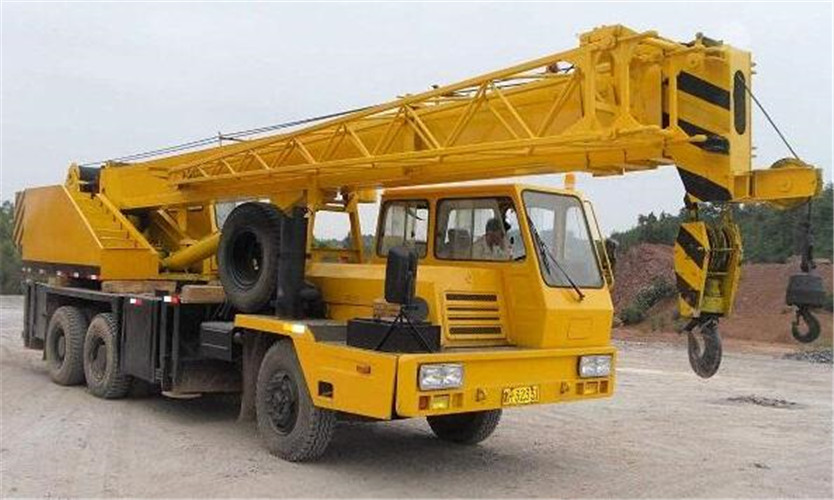 赤壁市25吨吊车用在哪些场景