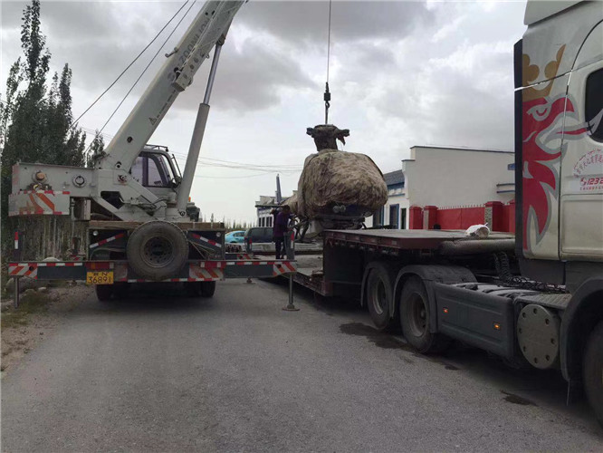 赤壁市狭窄场地（如小区、车间）适合用哪种吊车？