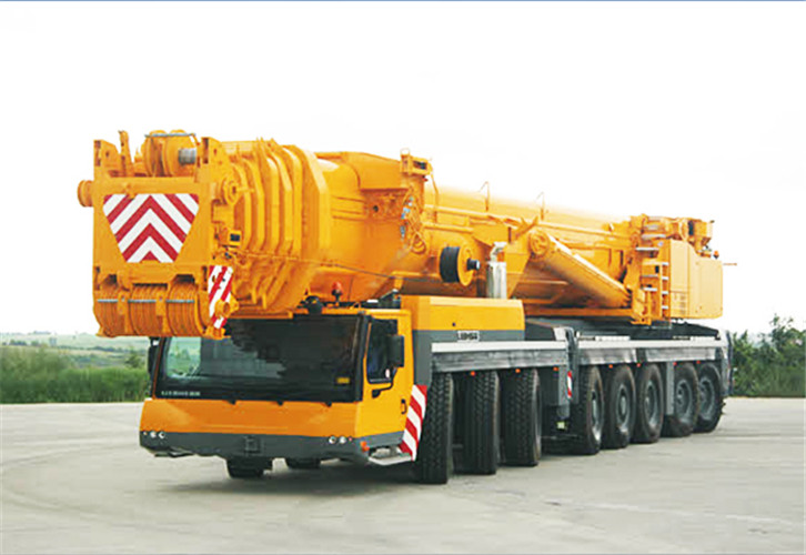 赤壁市精密设备吊装（如机床、仪器）需要特殊车型吗？